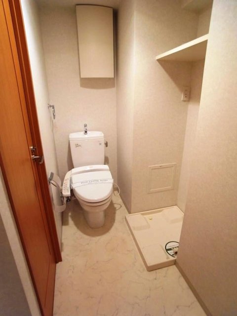 トイレ　コンパクトで使いやすいトイレです