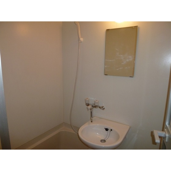 バス・シャワールーム　バス