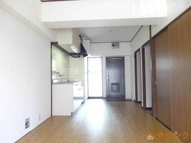 居室・リビング　リビング