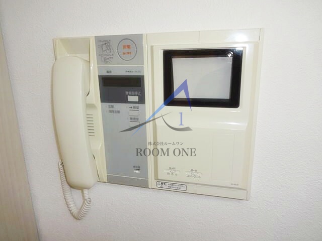 セキュリティ　モニター付インターホンです。