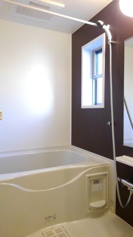 バス・シャワールーム　お風呂です