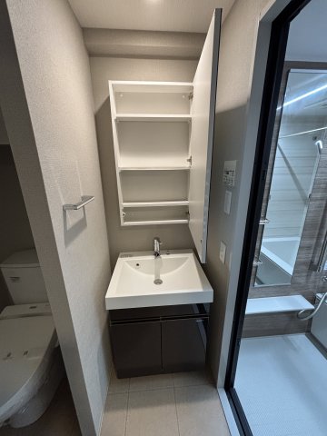 洗面設備　＊同間取り別部屋参照