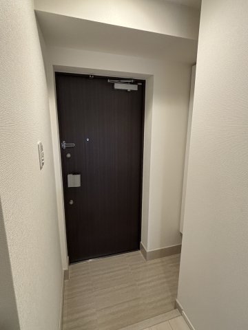 玄関　＊同間取り別部屋参照