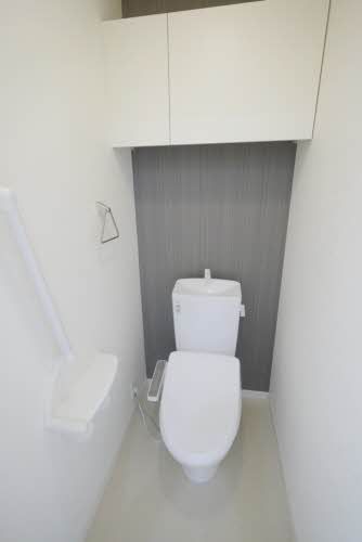 トイレ　保温洗浄機能付き♪