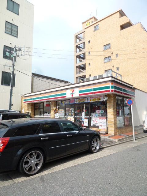 コンビニ　セブン－イレブン名古屋瑞穂通８丁目店（コンビニ）まで544m