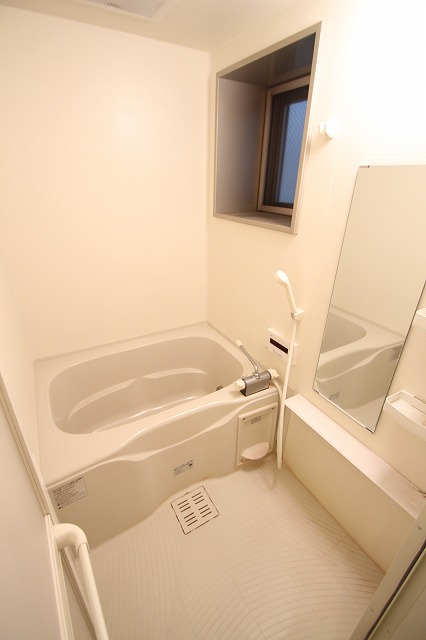 バス・シャワールーム　同物件別室です。