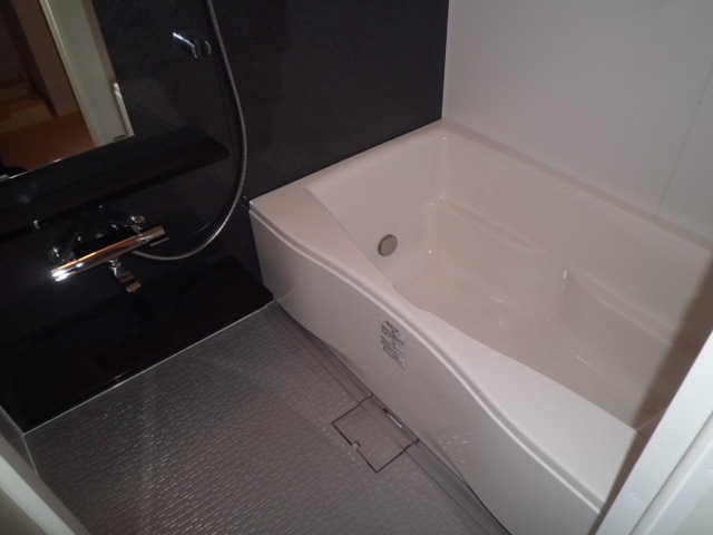 バス・シャワールーム　浴室