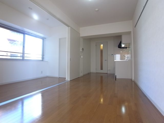 居室・リビング　リビング