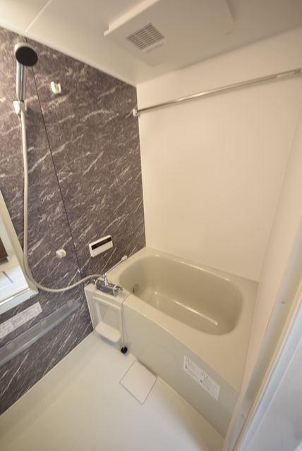 バス・シャワールーム　浴室乾燥　追焚付バス