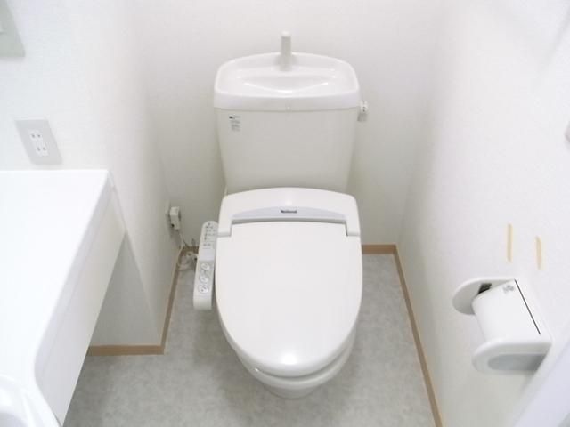トイレ　ウォシュレット付きトイレ
