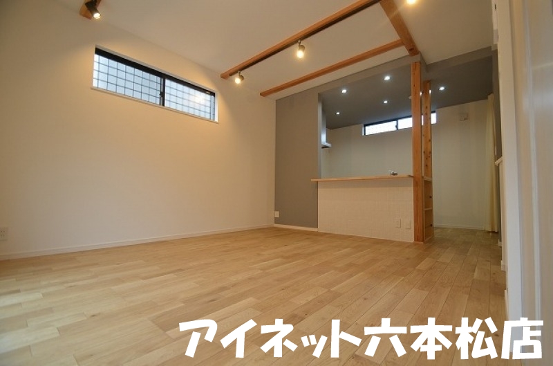 居室・リビング　広々LDK。