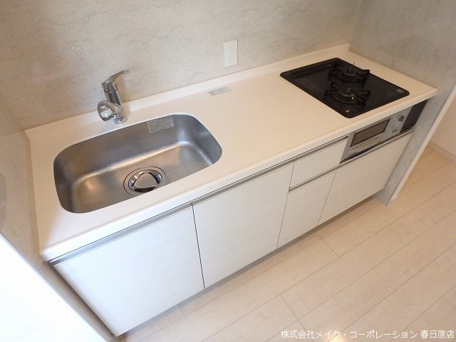 キッチン　写真は同型タイプ