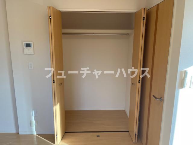収納　クローゼット