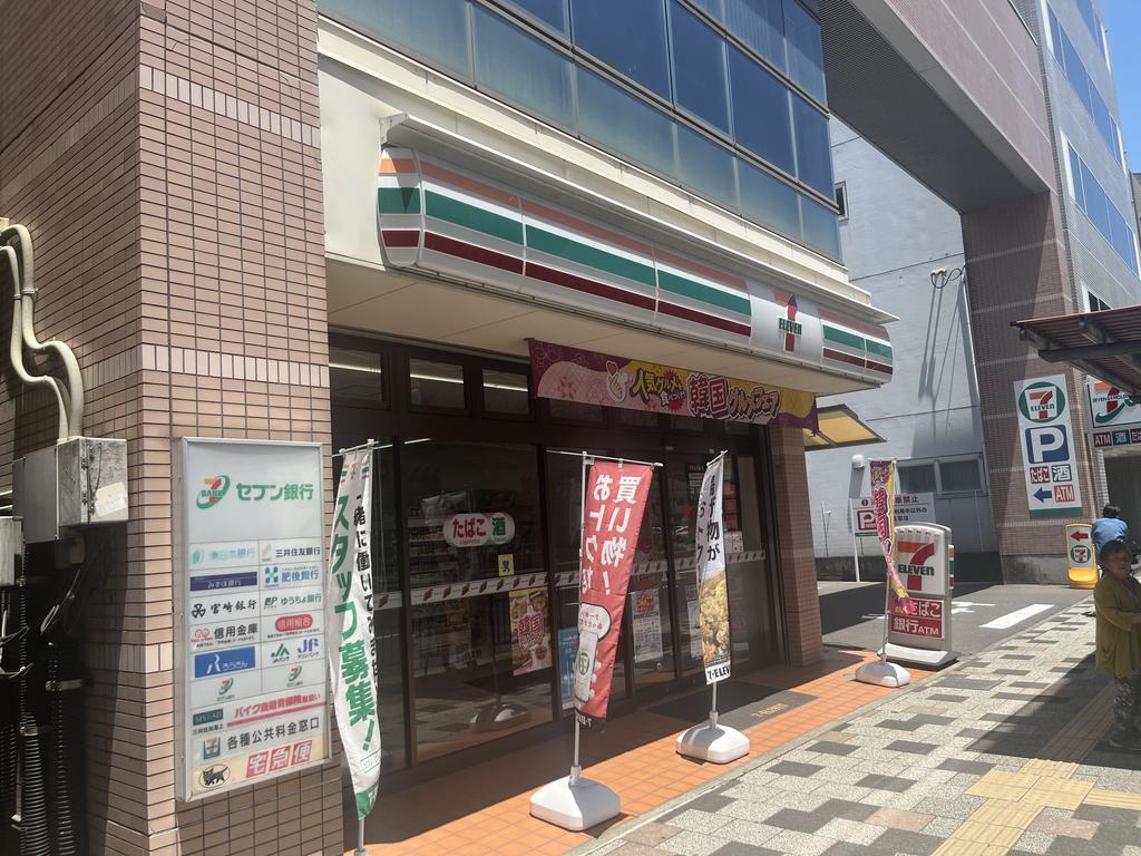 コンビニ　セブンイレブン鹿児島西千石町店（コンビニ）まで120m