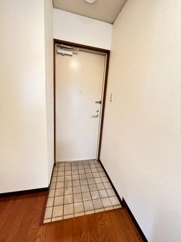 玄関　別号室の写真です。ご参考までに