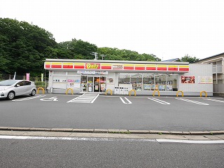 コンビニ　デイリーヤマザキ福岡唐原2丁目店（コンビニ）まで246m