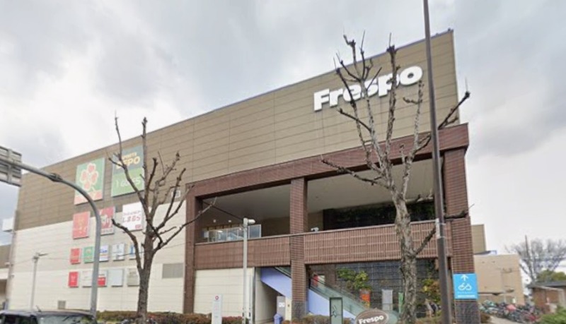 スーパー　ライフ東大阪長田店（スーパー）まで338m