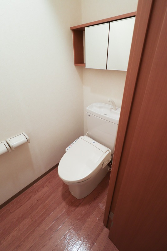 トイレ　図面と現状に相違がある場合には現状を優先