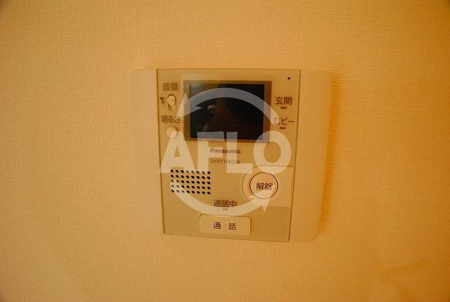 セキュリティ　アネスト北堀江　モニター付きインターフォン