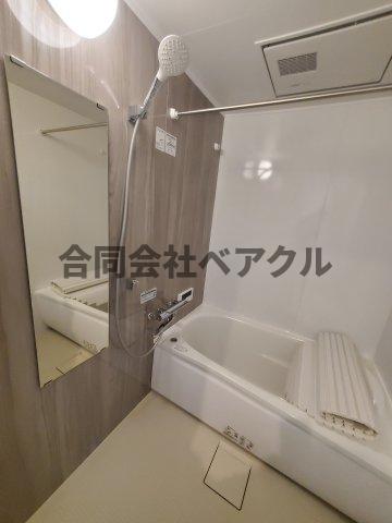 バス・シャワールーム　お風呂で日々の疲れを落としましょう
