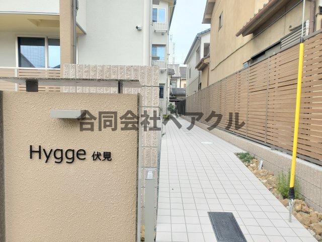 エントランス　ゆとりのあるエントランスです