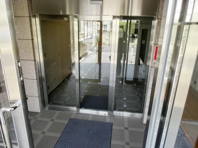 エントランス　★エントランスです★