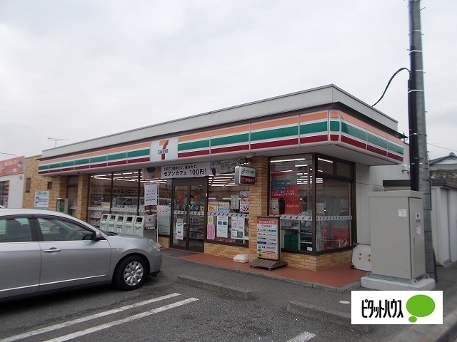 コンビニ　セブンイレブン富士市天間店（コンビニ）まで895m