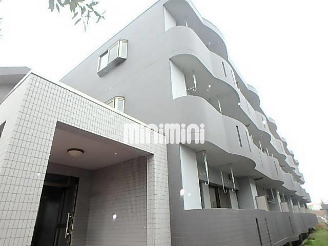 建物外観　重厚な落ち着いたマンション。