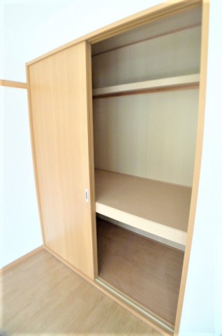 収納　※同物件の他号室の写真です