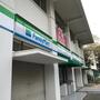 コンビニ　ファミリーマート 明大マート和泉店（コンビニ）まで185m