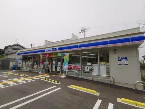 コンビニ　ローソン 堀上町東店（コンビニ）まで679m