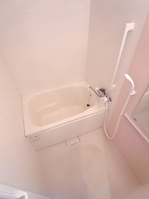 バス・シャワールーム　日々の暮らしに欠かせないお風呂です