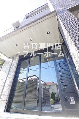 建物外観　重量鉄骨造のしっかりとした物件！