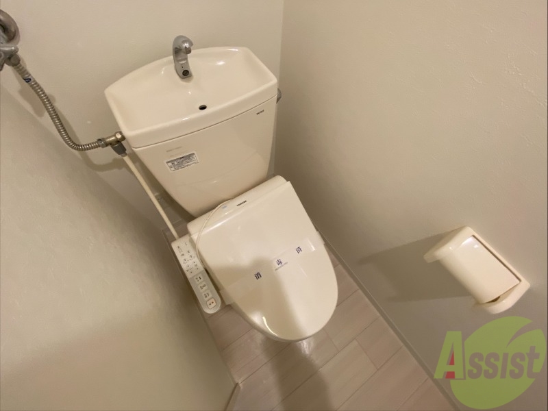 トイレ　ウォシュレット機能がついたトイレ。安心して使用できま