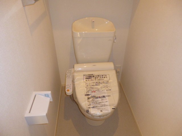 トイレ　シャワー付きトイレ