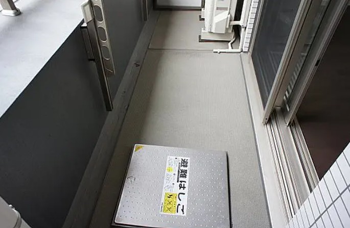バルコニー