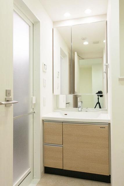 洗面設備　※写真は同タイプ住戸です。