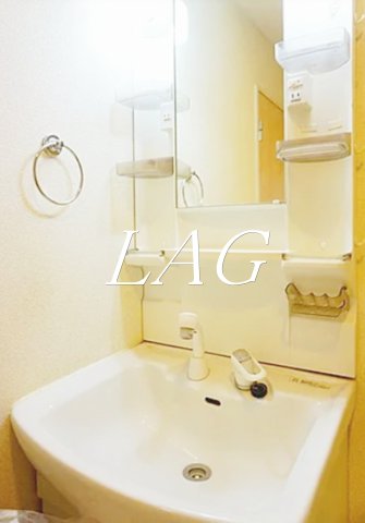 洗面設備　独立洗面台です。