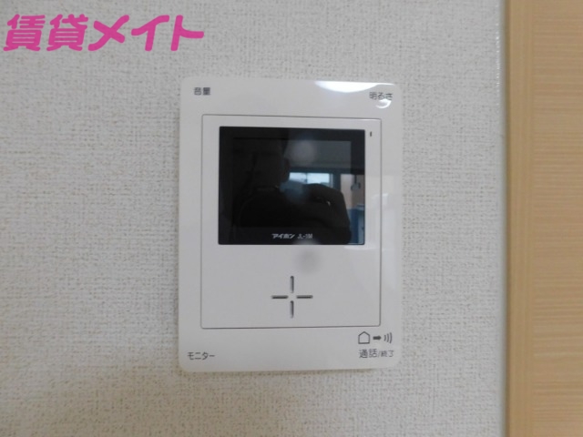 セキュリティ　別部屋反転同型写真