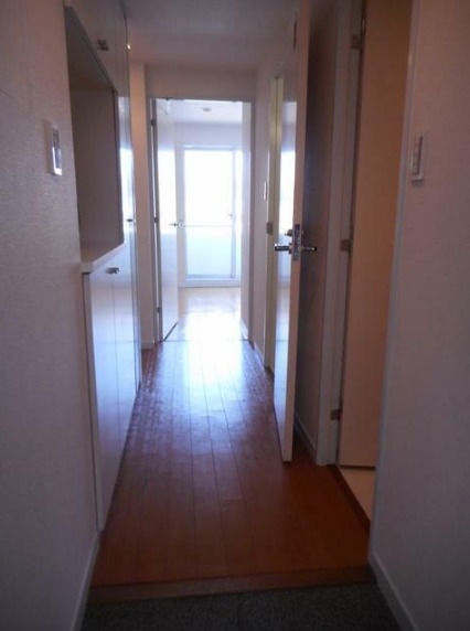 玄関　別部屋参照