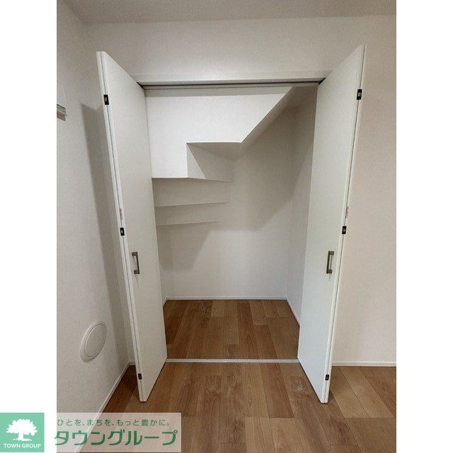 ヒルサイド西が丘の内装写真