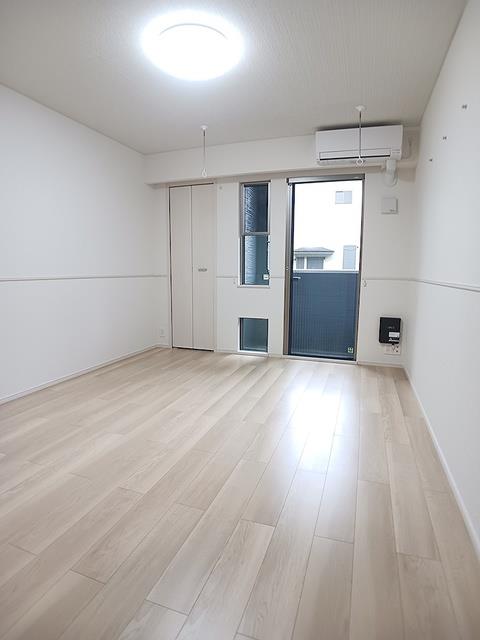 京成本線 青砥駅 徒歩14分 2階建 築1年の居間写真