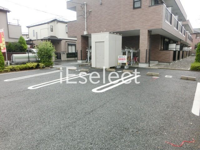 駐車場　敷地内の駐車場もあります。