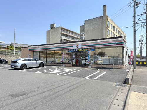 コンビニ　セブンイレブン 桃山町１丁目店（コンビニ）まで1253m