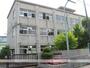 小学校　高槻市立小学校磐手小学校（小学校）まで1007m