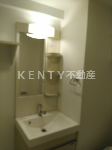 洗面設備　使いやすい洗面所です