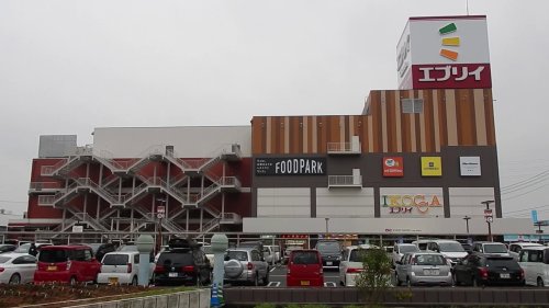 スーパー　エブリイ Okanaka津高店（スーパー）まで531m