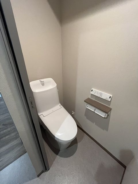 SHARIO GARDEN 新梅田のトイレ写真