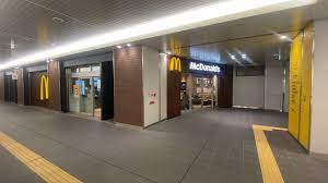 飲食店　マクドナルド JR玉造駅店（飲食店）まで509m
