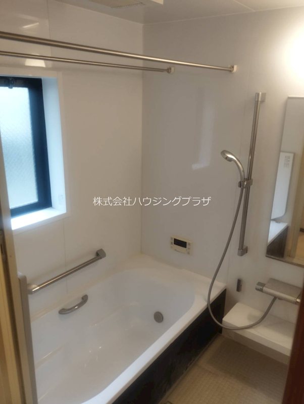 バス・シャワールーム　広々したお風呂